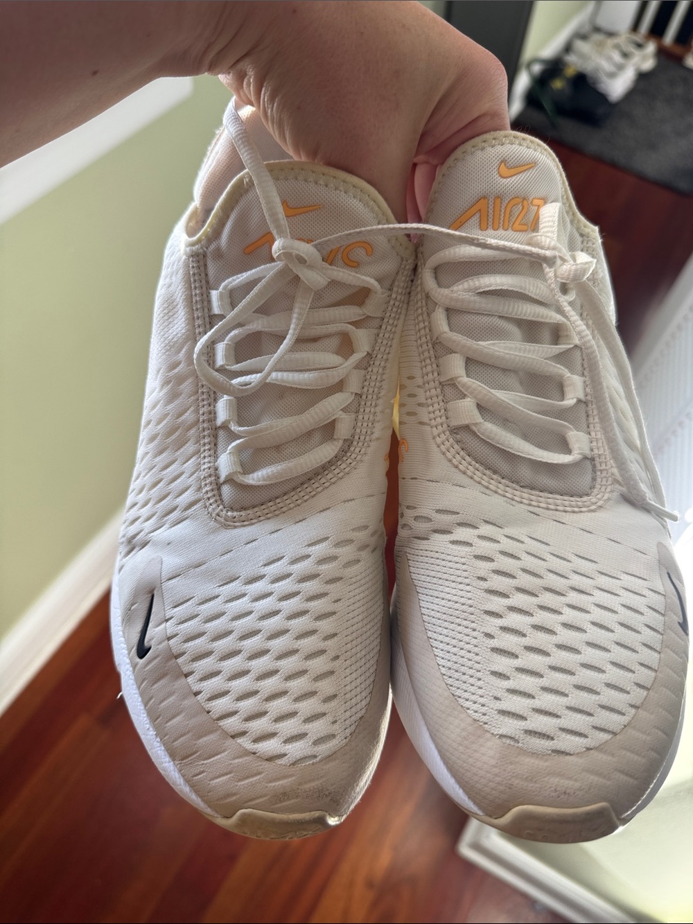 Nike Women’s 270s